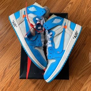 OFF WHITE x Air Jordan 1 Retro OG UNC